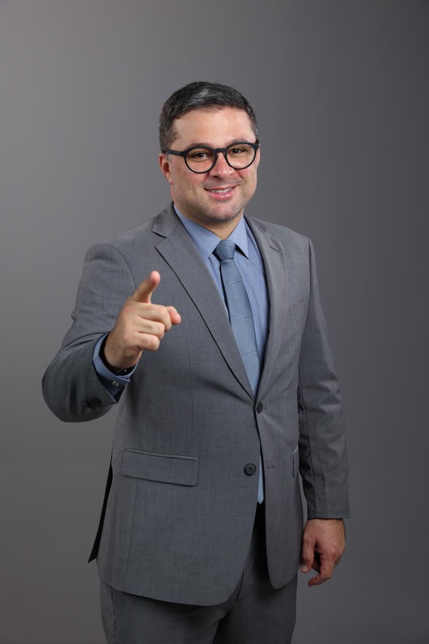 Dr. Diego Bruno de Souza Pires